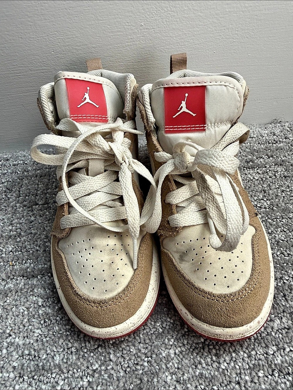 Jordan Air Jordan 1 High Top Sneakers